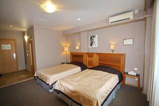 Гостиница Аванта Владивосток Стандартный двухместный номер с 2 отдельными кроватями-1